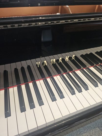 YAMAHA C2 with player system  yr.2000