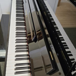 Yamaha T118